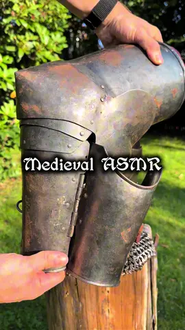 Rusty Medieval Armor ASMR Name a better Sound #medieval #armor #armadura #asmr