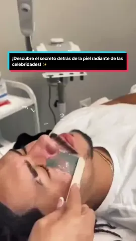 ¡Descubre el secreto detrás de la piel radiante de las celebridades! ✨ El Facial Fire & Ice, conocido como el 