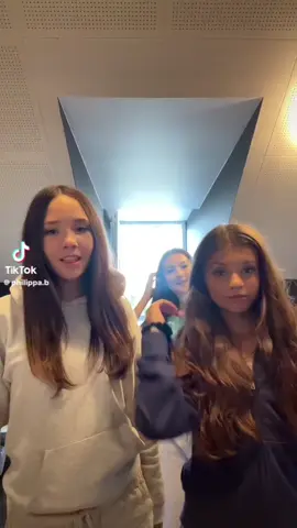@Philippa🤍 @Michelladasilva #elskerminepiger❤️❤️ #makemefamous #xyzabc #viral #o❤️ 