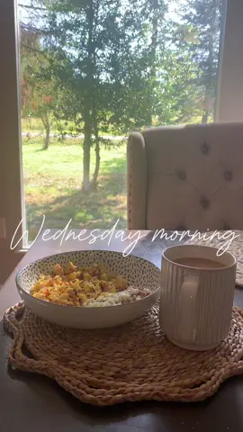 Happy Wednesday halfway thru the week ✨💕 #fyp #wednesdaymorning #cafecito #mexicanbreakfast #slowmornings