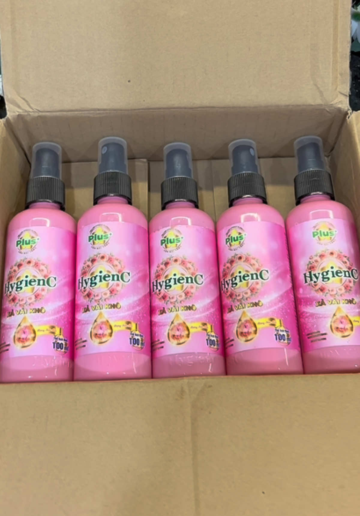 Xịt xả vải khô Hygienc chai 100ml #emkieutaphoa #xitxavaikho #xitxavaikhohygienc #hygienc #hygienic