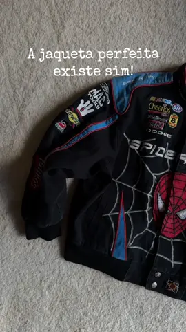 🕸️A jaqueta que todo fã do Homem Aranha precisa está na Shopee! 🕸️ Link nos comentários🕷️ #spiderman #homemaranha #jaqueta #estilo #moda 