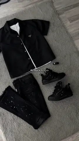 👟 from @kickclub.net_official  #flaredjeans#outfitinspo#lv#fyp#goviral 