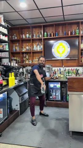 Binna on 🔥 #bartender #mixologist #cbbs#bartending school colombo#flaring#
