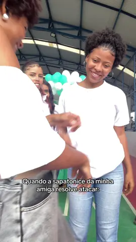 A outra não correu o suficiente 😭🤣#viral #fy #videoviral #foryouu #viraltiktok 
