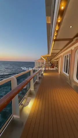 The only reason 🫣😍 #cruisetok #costacrociere #CapCut 