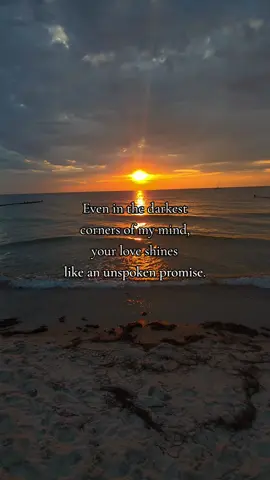 just love...❣️ #lovethatstays #lovequotes #unspokenfeelings #lovetruth #sunsetlover 