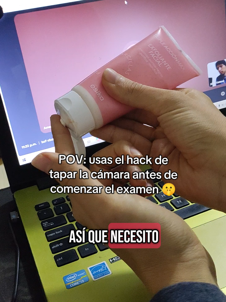 Cuando usas el truco de tapar la cámara para no cambiar de pestañas 🤭👌💻 #ia #website #tecnologia #software #hack 