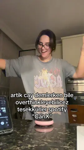 her yerden dinleriz artik