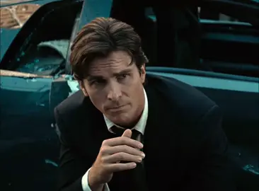 which is better than editing the best Batman 🙏💀 . . . . . . . . . . . . . .  #batman #christianbale #thedarkknight #paratii 