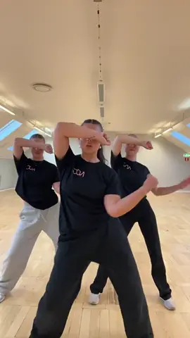 Midnight Sun ☀️🧡  Anmäl er nu!!! Terminsstart 7/9 #ndc #dansstart #midnightsun #zaralarsson