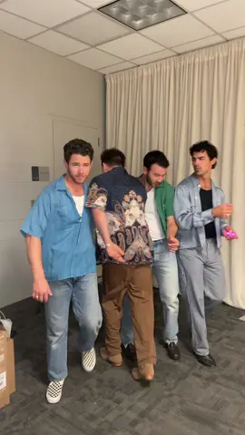 The Crossover episode you didn’t know you needed…😏 @Jonas Brothers 