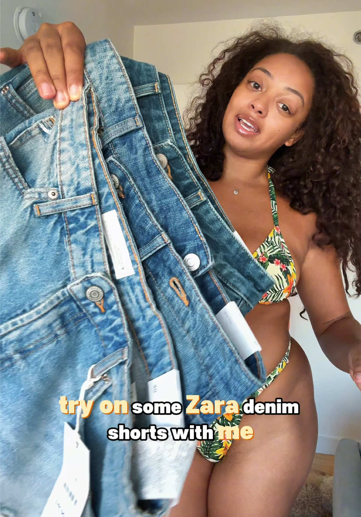 Who doesn’t love a Zara haul! 😝 Codes below! #zarahaul #tryon  #1 - 2569/003/406 #2 - 6045/104/485  #3 - 4365/006/405 
