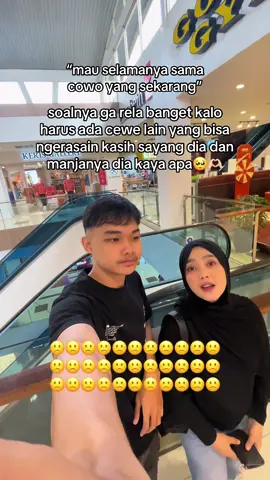 waktu itu sempet nanya “kenapa dulu gapernah punya pacar” dia jawab “gatau gamau aja, aku dikejar cewe aja aku yg kabur” sempet ngakak tapi terharu juga, dulunya dia yg dikejar kejar cewe eh sekarang dia yang ngejar ngejar aku 🥺🫶🏻 #fyp #4u #bucin 