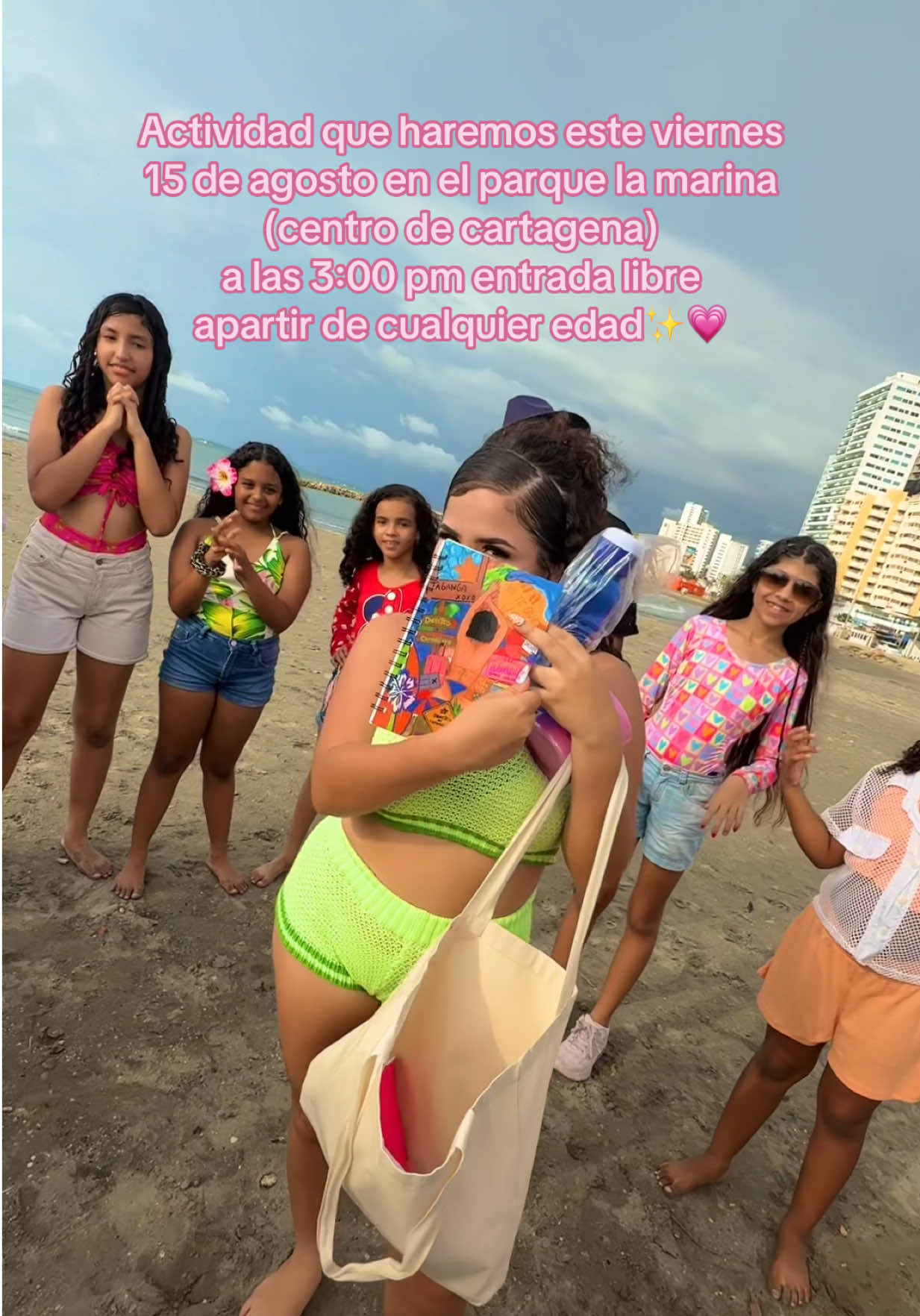 Los espero!🌺 el mejor outfit playero se gana su tote bag enseguida!🌊
