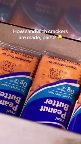 Replying to @Evan Reaves  Now we really really want some sandwich crackers! 🤤 #HowItsMade #peanutbutter #cooking #behindthescenes 