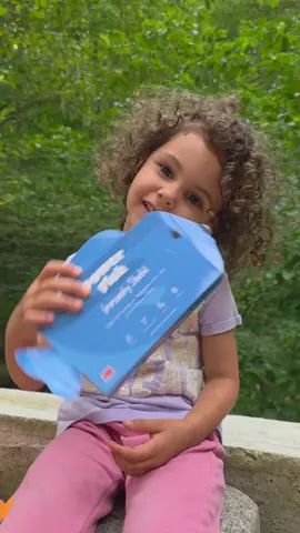 Luna aceasta, în campania Back to School, găsești @POWER FISH  cu 15% reducere la @Farmacia Tei  și @bebetei.ro ! 🐟✨ Gustarea perfectă, fără zahăr și fără aditivi, care susține vederea, imunitatea și dezvoltarea cognitivă a celor mici 💪🧠 Profită acum de ofertă și oferă-le celor mici un boost sănătos pentru începutul de an școlar! 📚💛 #powerfish #gustaresanatoasa #omega3 #vitaminepentruceimici #imunitate 