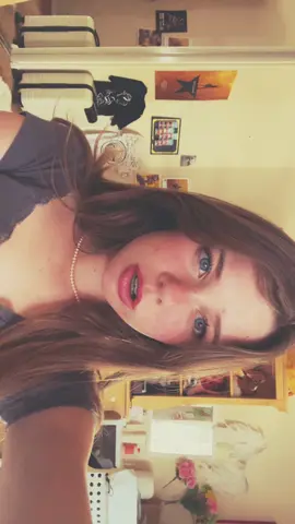 Pretend I’m somone you’ve never met 🤷‍♀️ #lipsync #song #fyp 