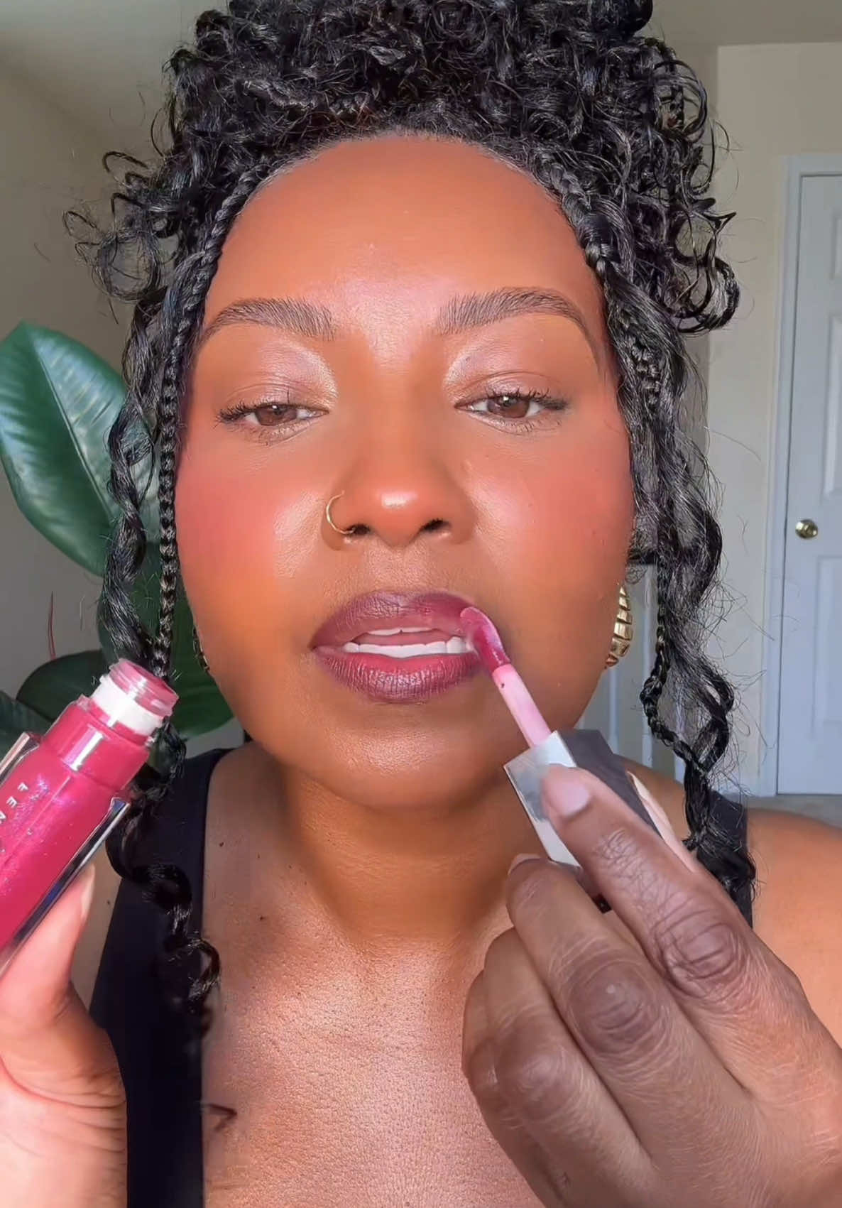 Soft Glam!  Featuring: @Lancôme @YSL Beauty @M.A.C Cosmetics Store @Fenty Beauty @Natasha Denona @Milani Cosmetics @urban decay  . . Fun fact: I just learned today that this beat was originally was suppose to go to Biggie for his Life after death project but Diddy ain’t pay up😂 @goldenerastories  . . #makeuptutorial #lancomemakeup #milanicosmetics #yslbeauty #lipcombo #lancomefoundation #macrootforme #pinkblush 