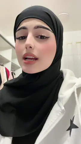يعنني ماشيه مع الريمكس💃🏻💃🏻💃🏻