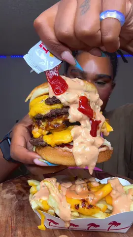 6X6 In-N-Out burger‼️ #indyryanmukbang8 #innout #innoutmukbang #eatingsounds #asmreating 