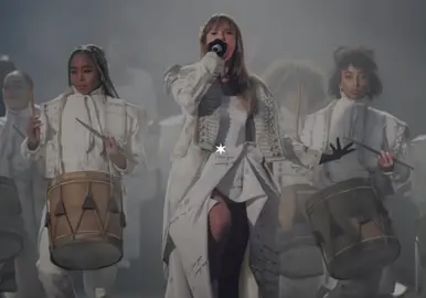 mas você é o que você fez  #TAYLORSWIFT #ttpd #thesmallestmanwhoeverlived #taylorsversion #taylorswift                                                                                             