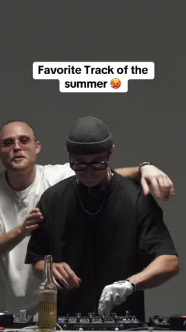 Name a better tech-house banger 💃😮‍💨 #latintech #toman #ibiza #techhouse #latinvibes #ibiza2025  Track-ID: @TOMAN - Verano En NY