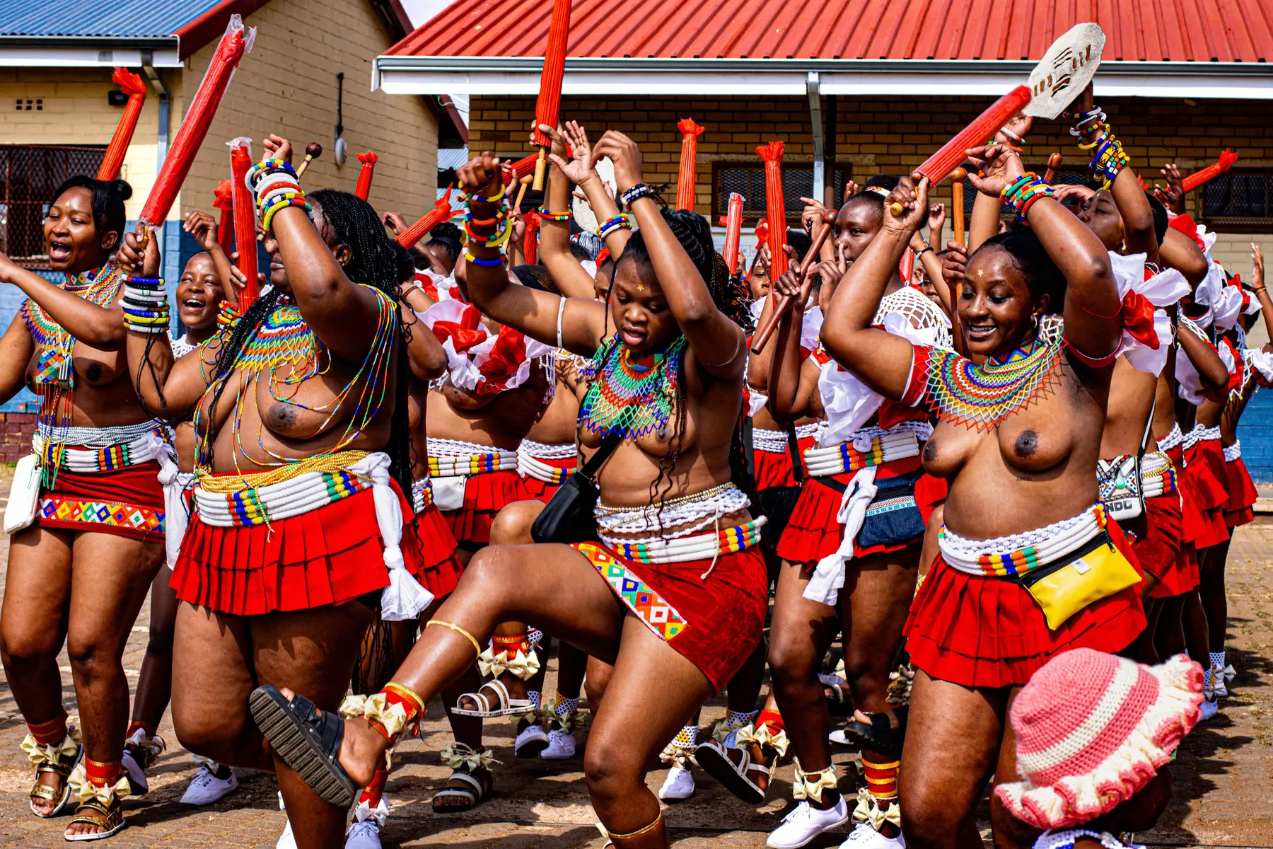 #umhlonyane #ubuntombi  #amatshitshi #trendingvideo #2025 