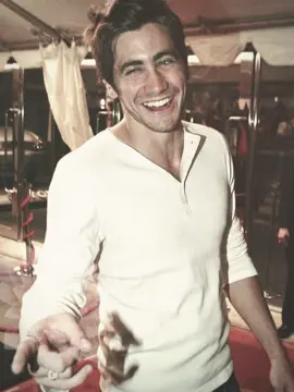 they say i’m too young to love you #jakegyllenhaal #fyp #fypシ #moots? 