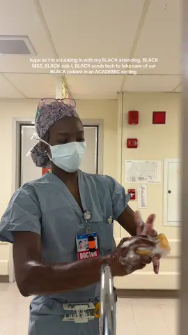 can you see the smile through my mask????  ALSO the relief when the patient arrived and saw us all in the operating room was priceless 10/10 would recommend  #blacksurgeon #blackdoctors #blackmedstudent #surgerytiktok #healingourcommunity #residencylife 