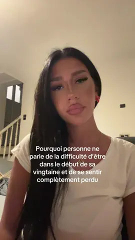 Garder en soit tout ses tourments émotionnels tout en se sentant nulle part dans ses projets 