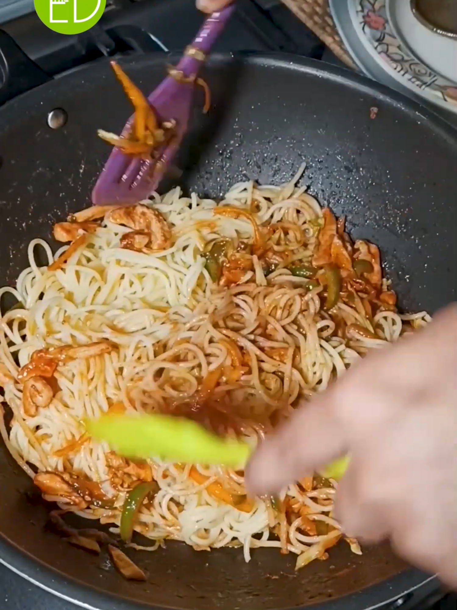 Restaurent Style Perfect Spaghetti Recipe | Quick & Delicious Pasta #creatorsearchinsights #fyp #tiktokviral #noodles #spaghettirecipe #pastarecipe #italiancooking #homemadepasta