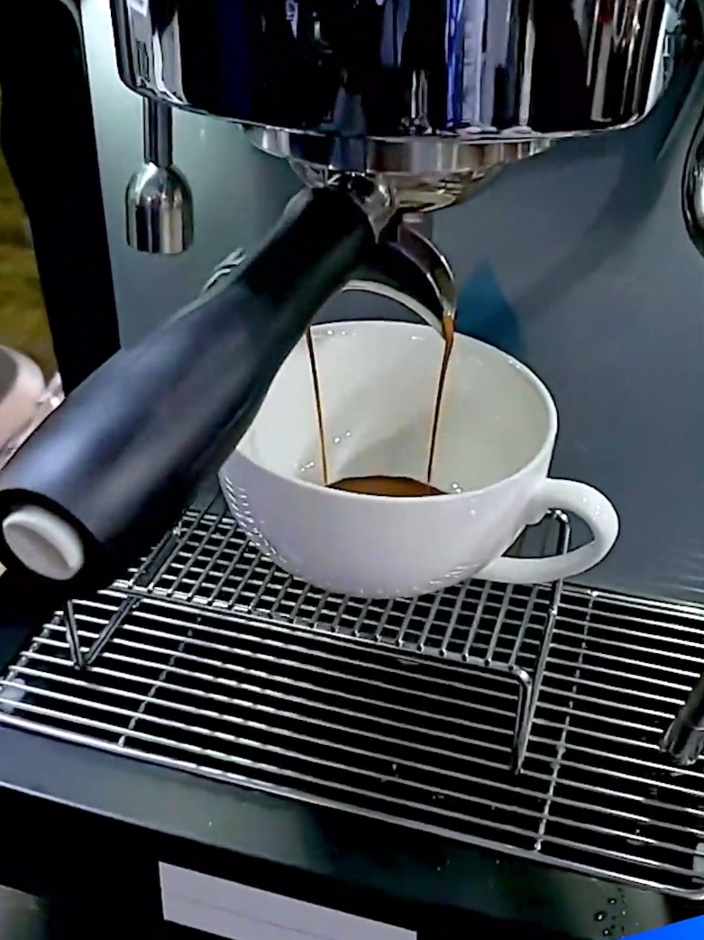 ☕✨ ¡Descubre la Máquina de Café Express en MundiPacci! 🌟 🌿 Lleva la experiencia del café de calidad a tu hogar o negocio con nuestra máquina de café express. Prepara espressos, cappuccinos y más en cuestión de minutos. 💪 Ideal para amantes del café que buscan sabor y eficiencia. ¡Despierta tus sentidos cada mañana! 📞 Consulta hoy y transforma tu rutina de café con MundiPacci. #CaféExpress #MundiPacci #AmorPorElCafé  #mundipaci mundipaci 