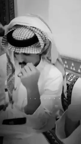 ودي ليا من حدني الشوق لبكاي 😢        #وليد_البحيح  @وليد البحيح #fyp #الشاعر_وليد_البحيح #explor 
