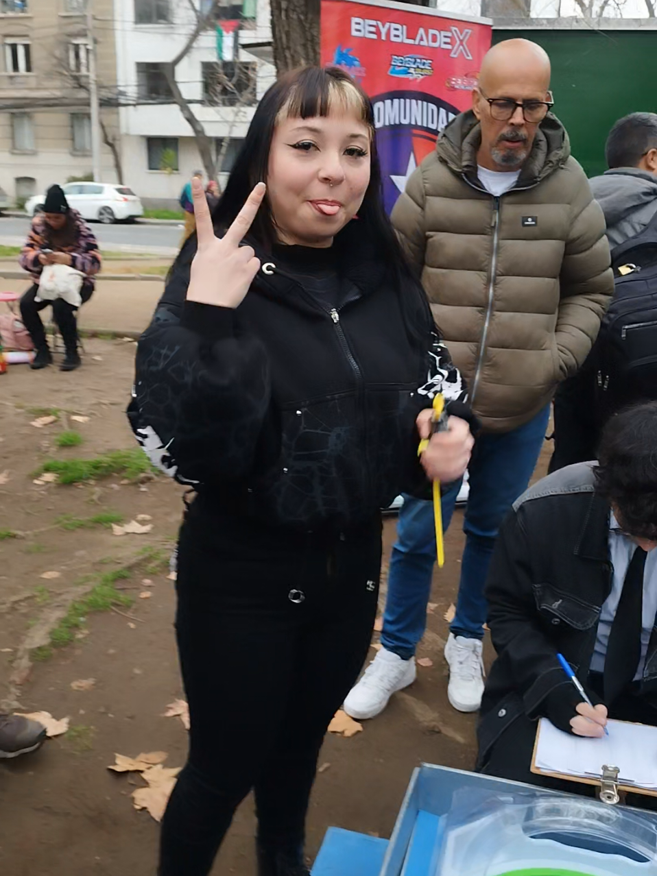 Mishi @Mishi otra de las representantes de la división femenina de La Liga demostrando todo el Girl Power ante un rival que comienza a hacer su camino en el competitivo como Tomás Nex Esperamos a todas las Bladers que se quieran sumar a este apasionante mundo del beyblade competitivo  Próxima fecha de La Liga, sábado 23 de Agosto #mishiblader #aykiaramba #elcomandantedelbeyblade #comunidadchilenadebeyblade #tatablader 