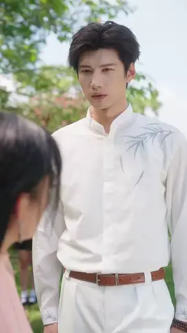 第1集：↑↑↑點擊視頻左下角觀看精彩完整版#因為一個片段看了整部劇 #好劇推薦 秦秘書偷偷暗戀頂頭上司