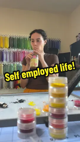Lmao I chose this self employed life😂 honestly wouldn’t trade it for the world 🌎  #nativeownedbusiness #nativeartist #selfemployed 