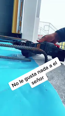 No quiere nada el canijo #viral #construction ##amigo #noquiero 