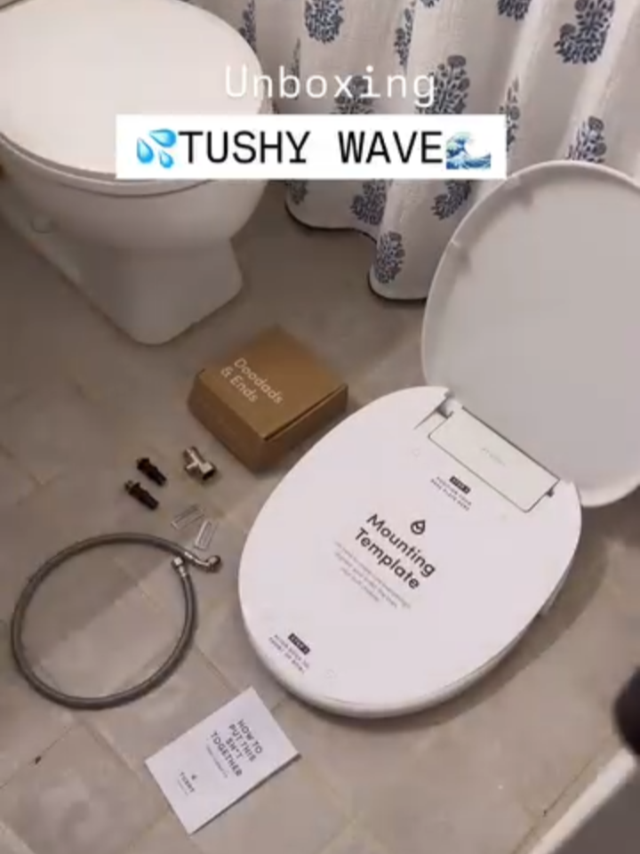 Unboxing the TUSHY non-electric Wave Bidet Seat💦! #wave #bidet #tushy #fyp #foryou #unboxing #unbox #productsyouneed #tiktokshop #ocean #hygiene #cleantok #foryoupage #bathroom #bathroomupgrade #bathroomdesign #diy #homedecor