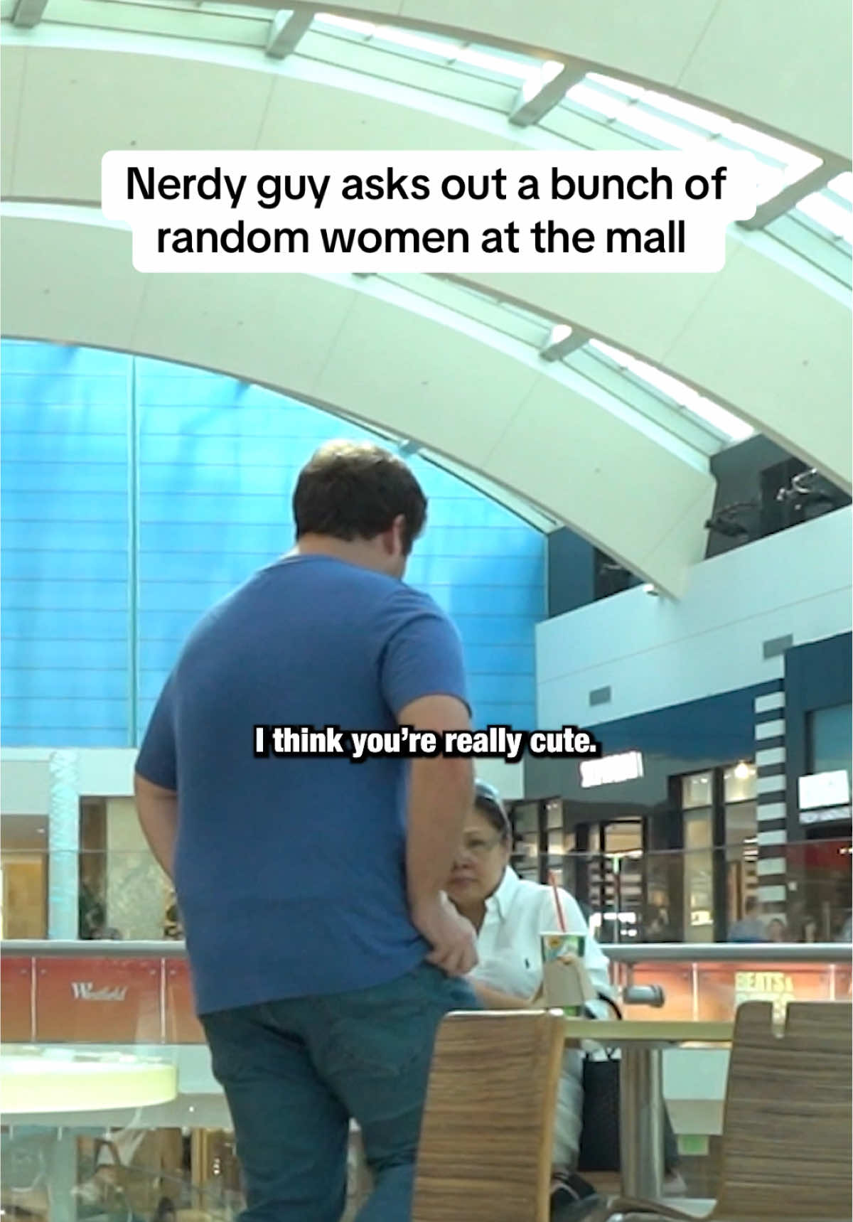 This nerdy guy asks out a bunch of random women at the mall Full video link in bio!  #rizz #dating #confidence #rejection #flirt 