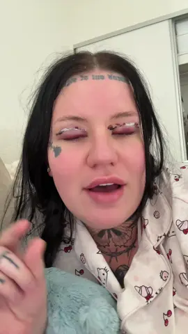 cut my eyelids off