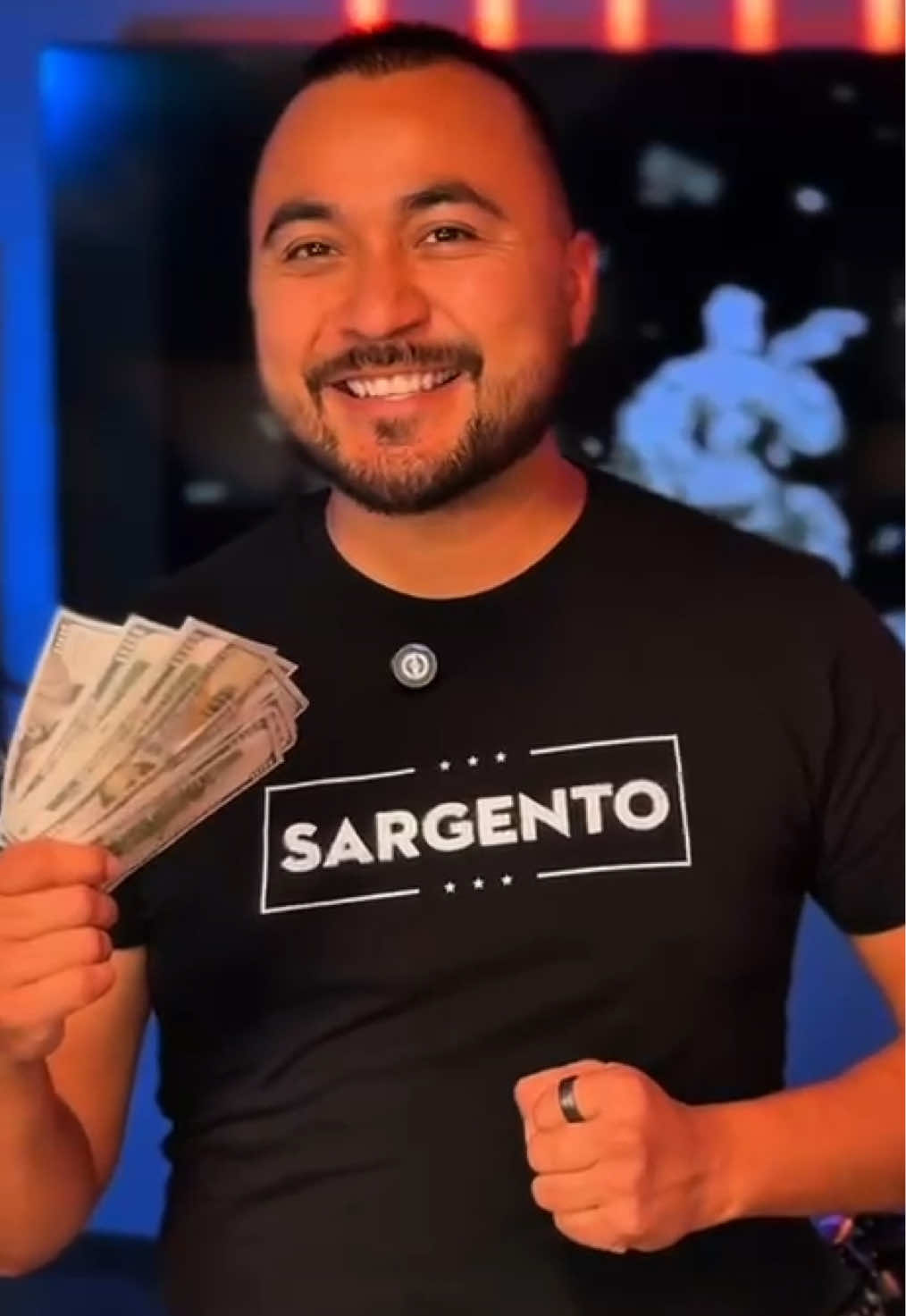 🤑Comienza tu envío con Félix y se uno de nuestros ¡100 ganadores de $100 USD!  Ya lo dijo el @Sargento Carlos Cornejo tienes todo agosto para participar. Aplica términos y condiciones.  #sorteo #FelixJackpot #enviosdedinero #FelixPago