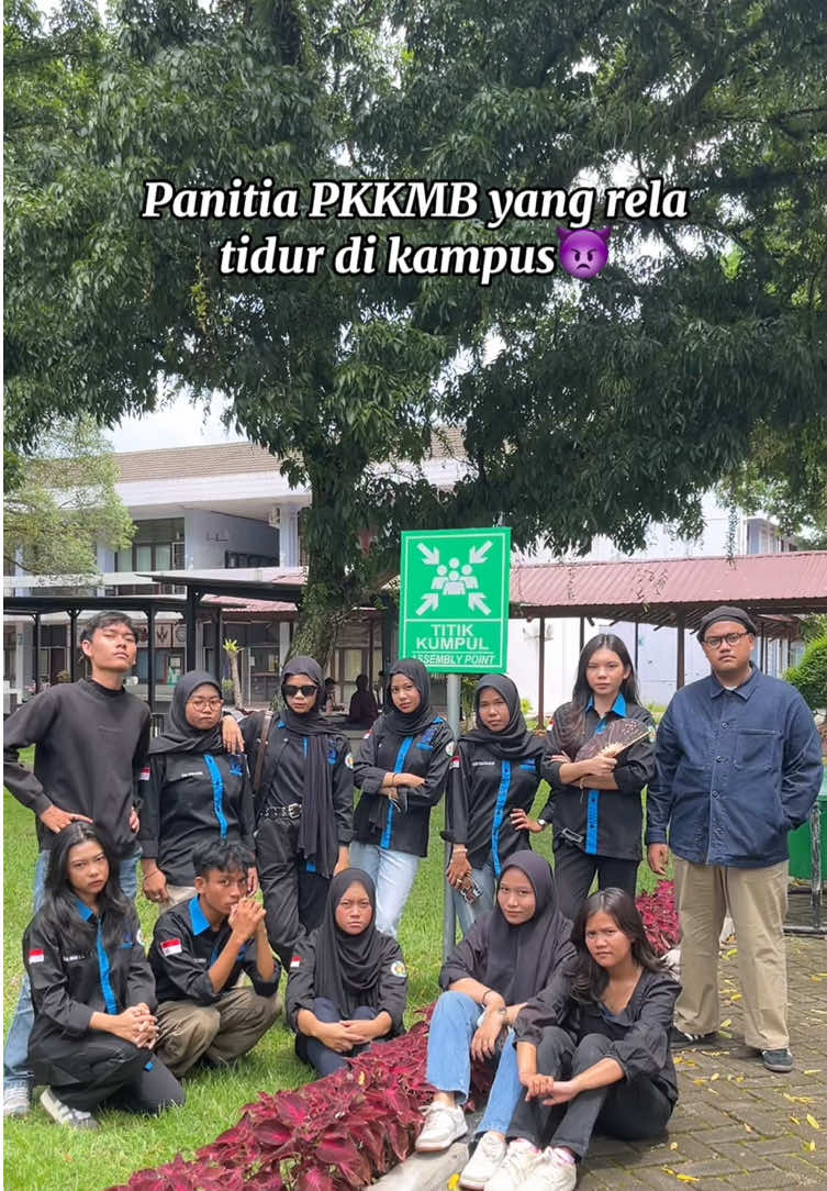 idih serem amat🤭 #sastraindonesiausu #kbsiusu #fibusu #sasindousu #pkkmbusu2025 