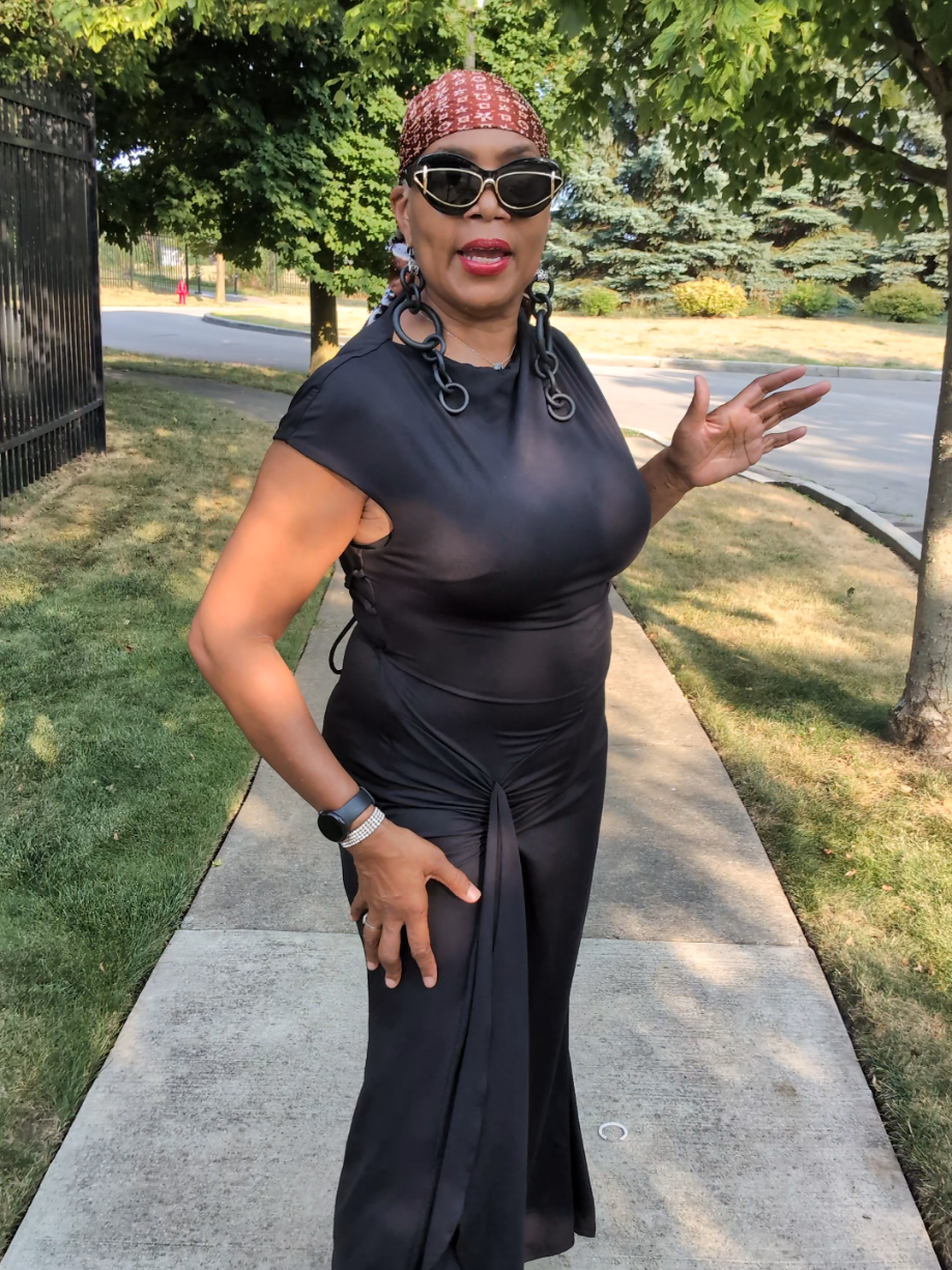 I am in love with this dress. it's comfy and simply cute for any special occasion.#oysdress #elegantdress #formaldress #dresshaul #dressesforwomen 