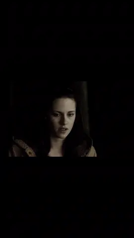please watch until the end it’s worth it! (first clip is a deleted new moon scene) #bellaswanedit #edwardcullenedit #twilightedit #newmoontwilightedit #bellaswannewmoonedit 