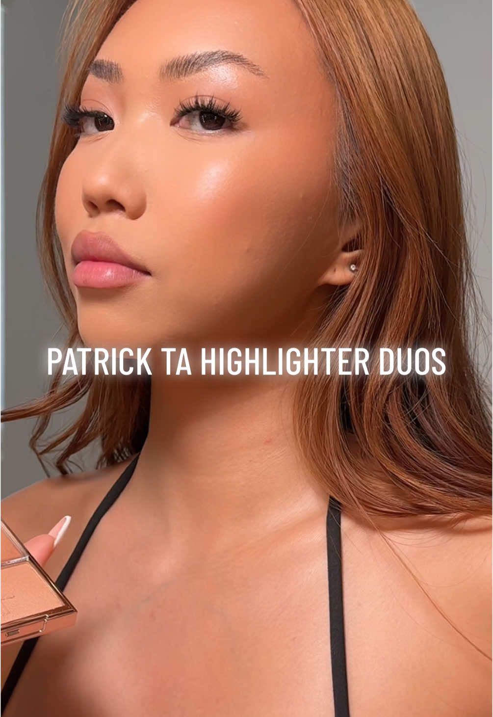 lit from within type of glowwwww @Patrick Ta Beauty reformulated highlighter duos #highligher #makeup #fyp #sephora #makeuptryon #summerglow #summermakeup #glowymakeup 