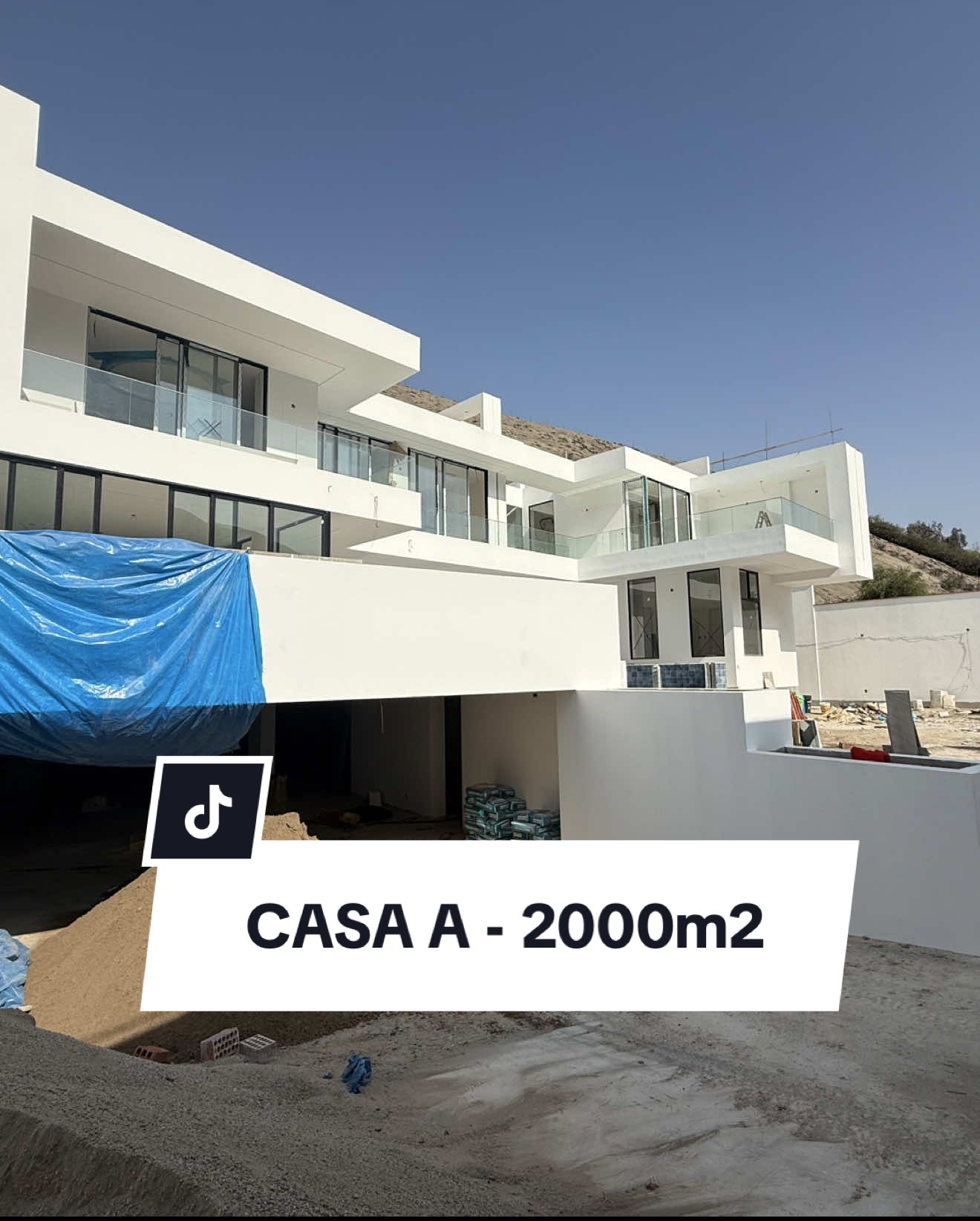 Diseño casa A de aces arquitectos, diseño postmoderno distinto a todas las demás  #peru #herickperez #lamolinaperu #acesarquitectos #arquitectura 