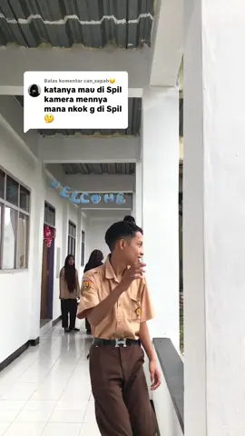 Membalas @can_sapah😏  kameramennya malu malu, nntii kita spill versi benernyaa☺️