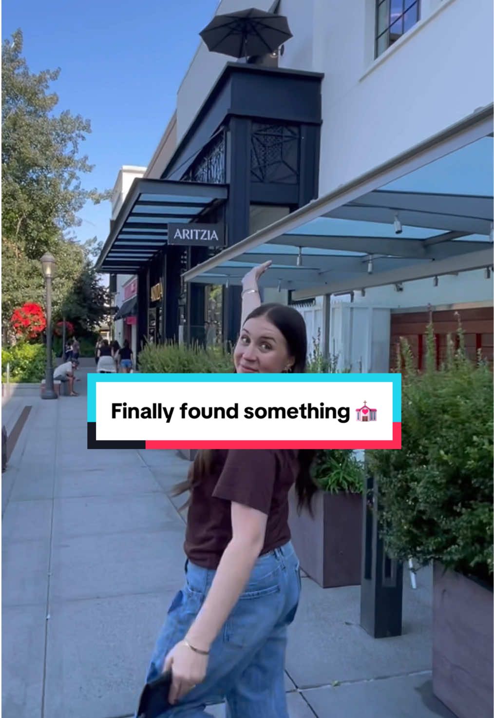 Replying to @Dani I have been searching for so long without taking a single thing home and we finally found a solid option but the search will continue. Progress my friends, progress 👏🏻