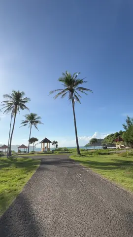 Kapan lagi liat view kek gini #pacitan #pantaisrau 
